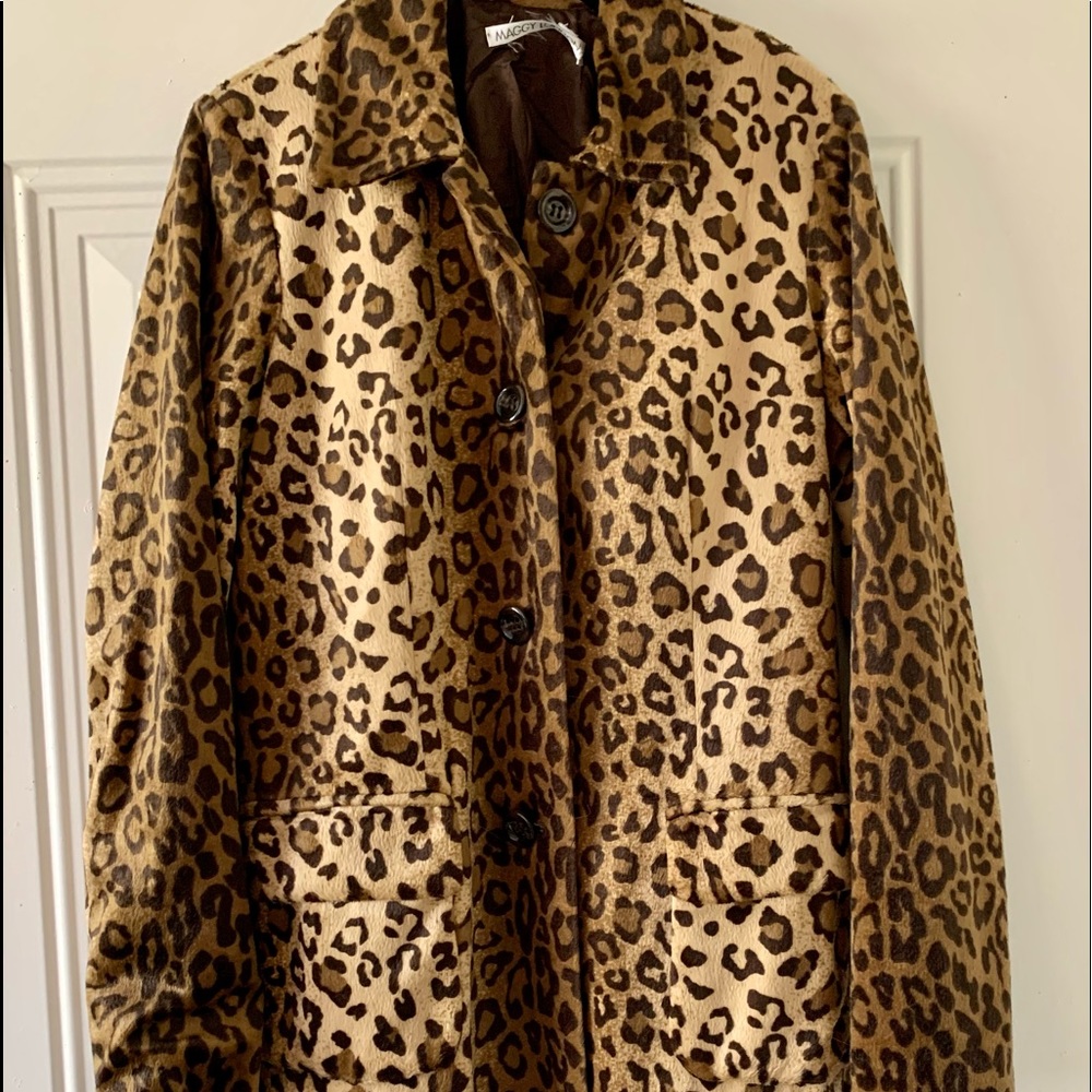 Leopard Midweight Coat